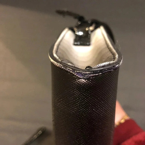 Kenneth Cole Reaction Faux Leather Mini Crossbody Purse Color Shaded - Picture 4 of 10